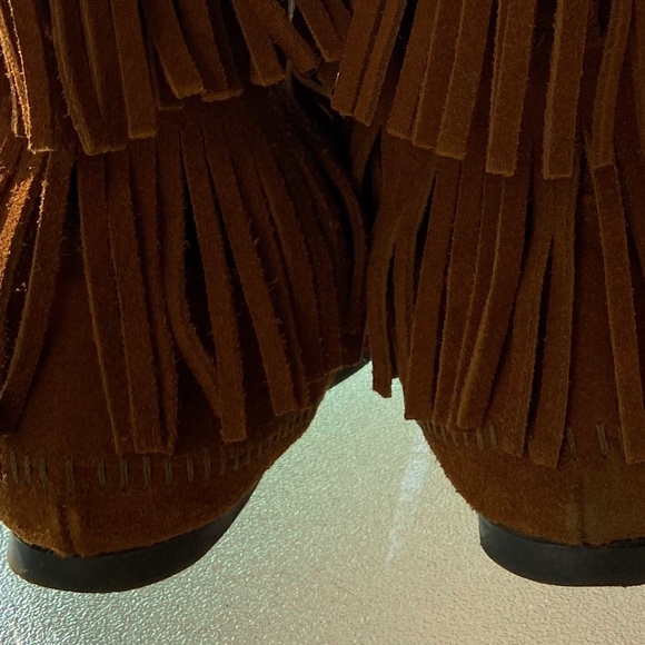 MINNETONKA STYLE 1632 PULL ON BOOT MOCCASINS SIZE 8 - Picture 5 of 7